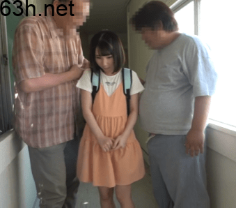 由良佳奈(Yura Kana,由良かな)主演番号IBW-902揭示单身女孩在公寓中的温情与叔叔们的照顾
